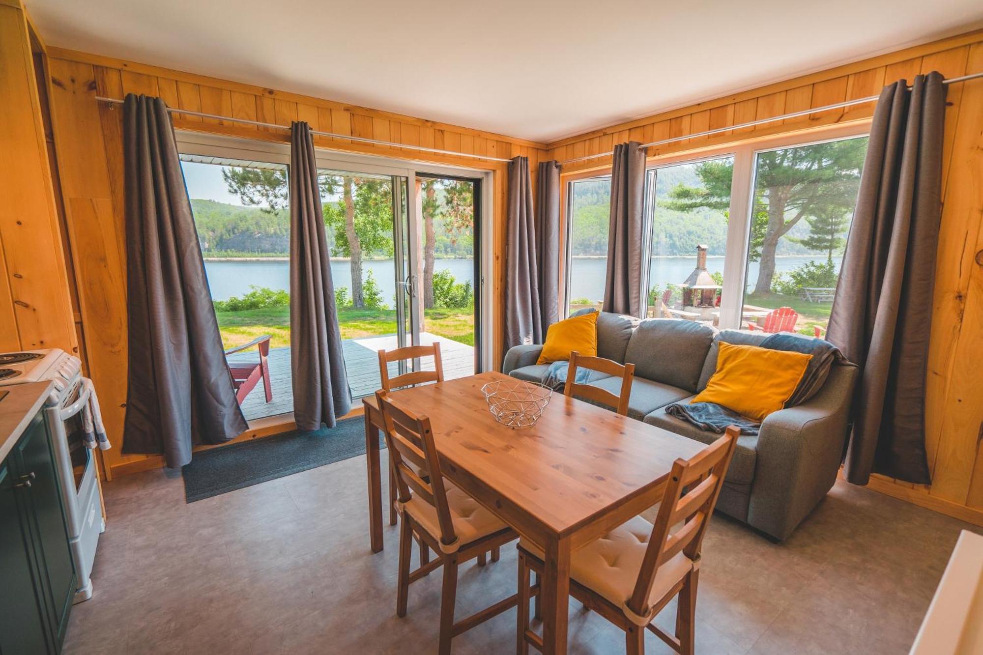 Villa Le 2800 Du Parc Shawinigan Esterno foto